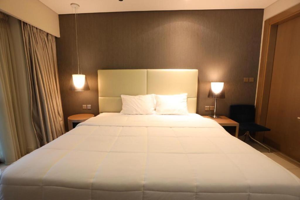 Apartment 2br In Amna Tower In Habtoor Business Bay Bshh *